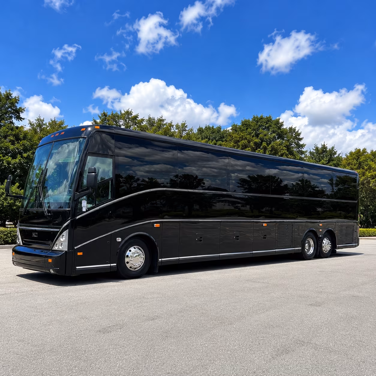 military base shuttle buses connecting compton to los alamitos and beyond